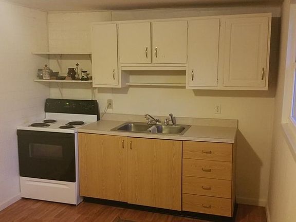 5th image of 800 Sagamore Ave