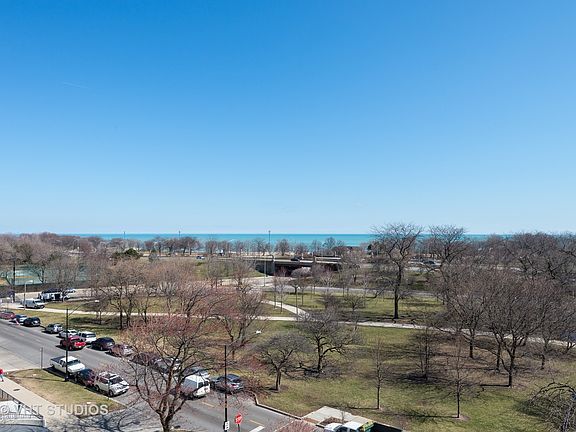 3rd image of 5060 N Marine Dr APT B7