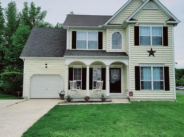 102 Maple Glen Dr, Dover, DE 19901