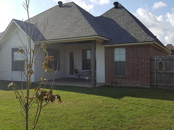 3rd image of 604 Birchview Dr