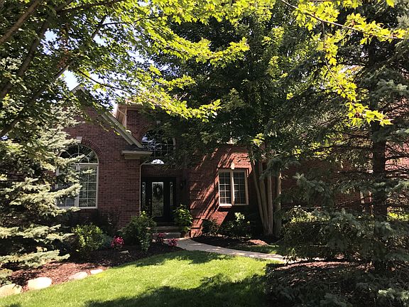 3rd image of 55256 Macintosh Ct