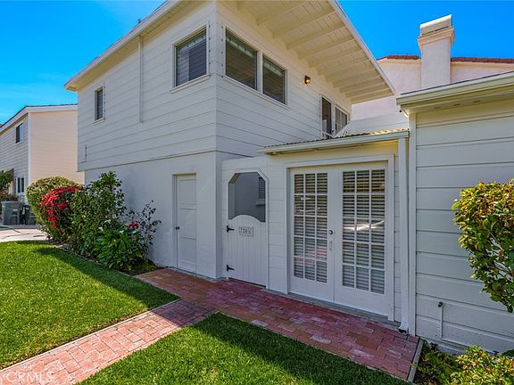 4th image of 720 Narcissus Ave