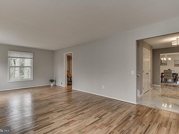 5th image of 8508 Hunter Creek Trl