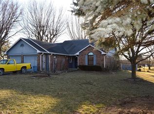 180 N Milford Dr, Franklin, IN 46131