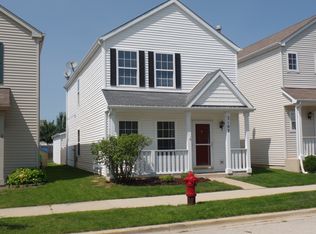3102 Talon Cir, Aurora, IL 60503