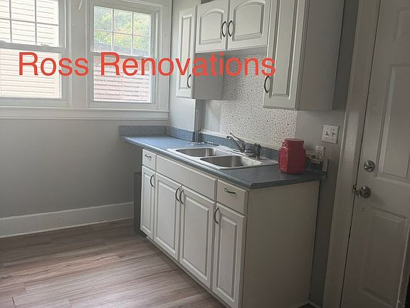 4th image of 1037 Ruhlman Ave
