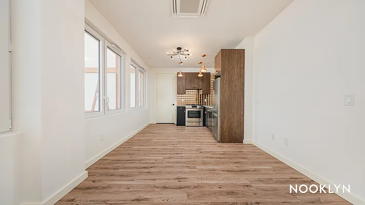 Rented by Nooklyn NYC LLC | media 18