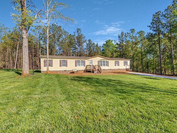 221 Pickens Dr