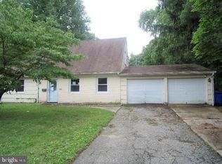 510 Charleston Rd, Willingboro, NJ 08046