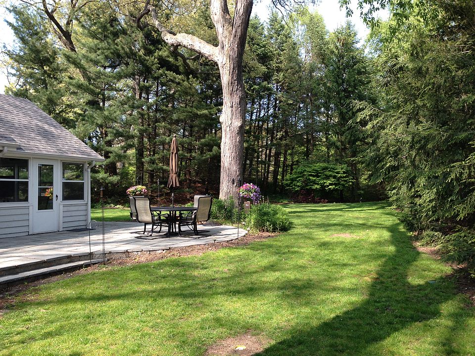 2nd image of 2718 Duffy Ln
