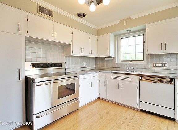 3rd image of 6743 N Central Park Ave
