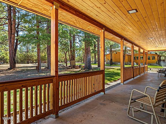 5th image of 2924 Pine Rim Rd