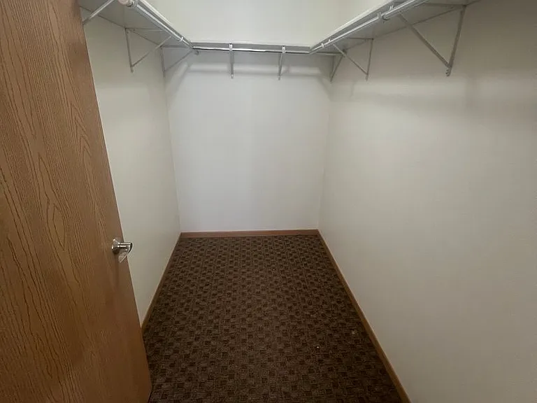 731 Illinois Ave NW — Photo 15