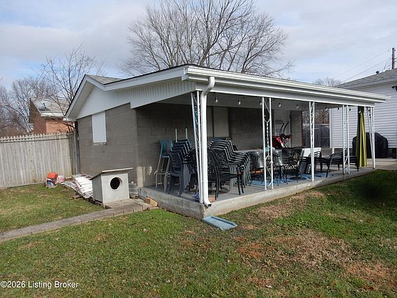 4th image of 8202 Westray Ln
