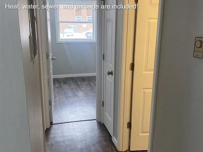 1039 Maas St #10 — Photo 7