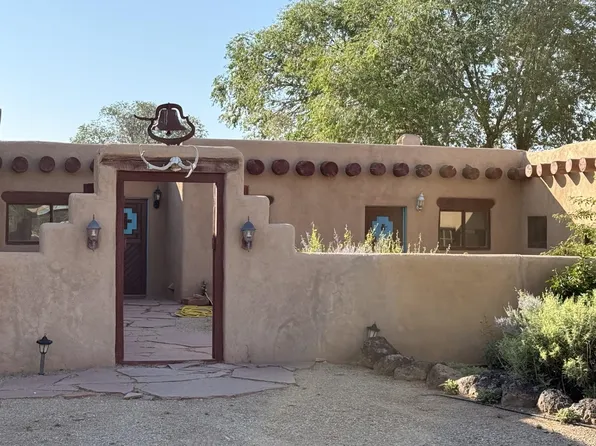 4077 Hwy 68, Taos, NM 87571