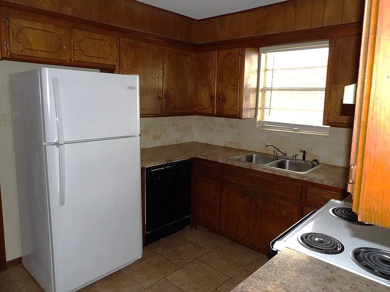 6706 SW Cherokee Cir — Photo 4