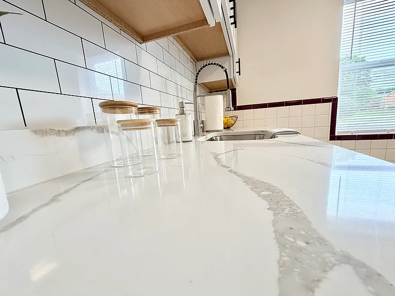 7176 Jamieson Ave #1W — Photo 3