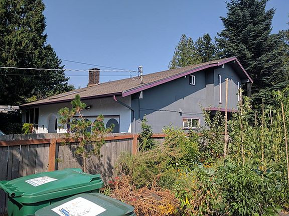 5th image of 10540 23rd Ave NE