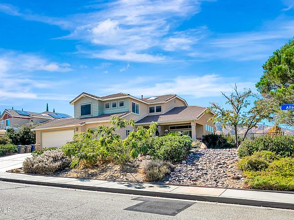 5th image of 42025 Allan Dr