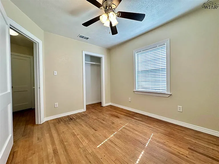 2211 Fillmore St — Photo 12