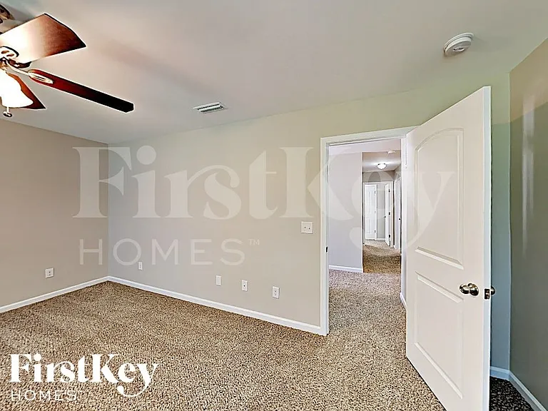 3917 Catawba Hills Dr — Photo 7