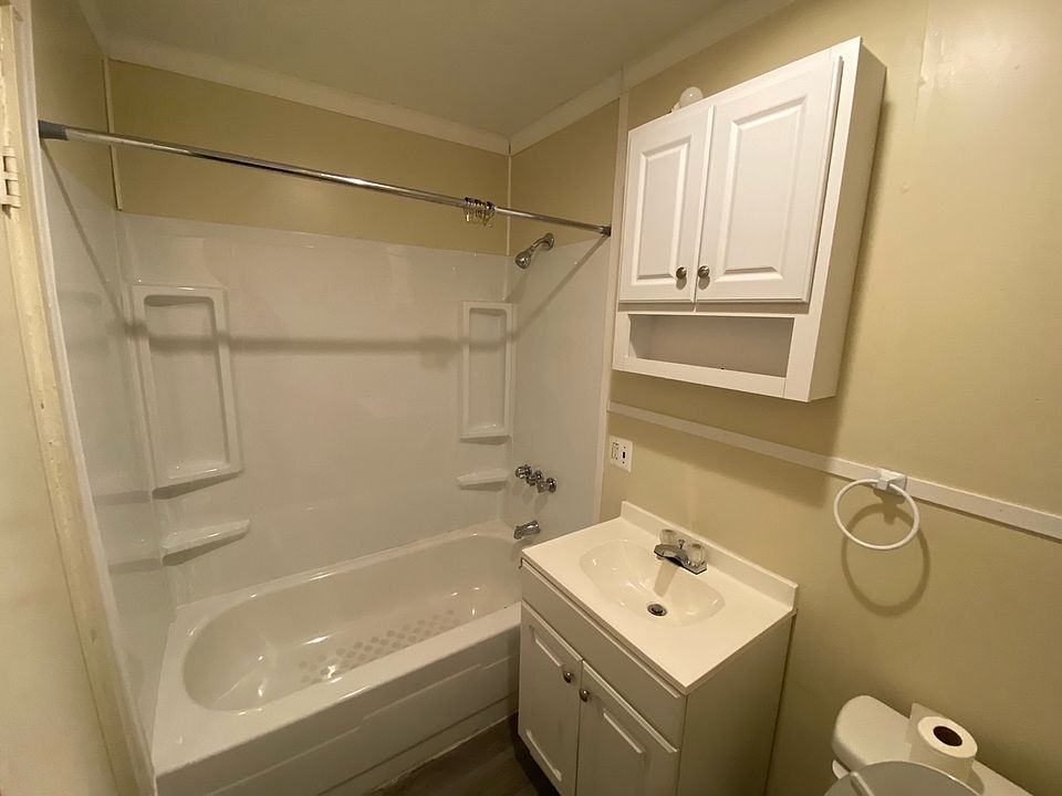 305 N Main St Galax VA Zillow