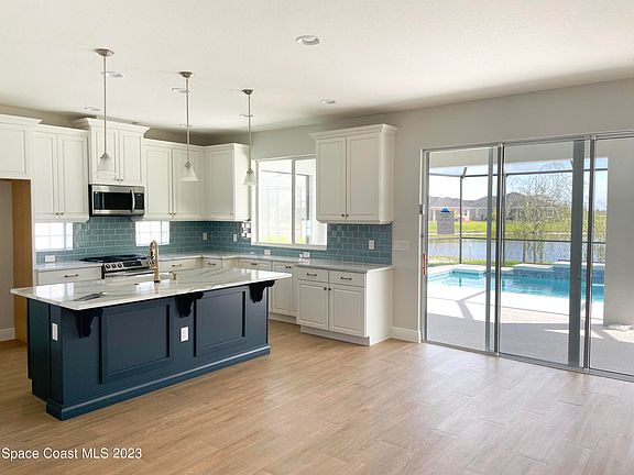 5th image of 8534 Catalissa Ave