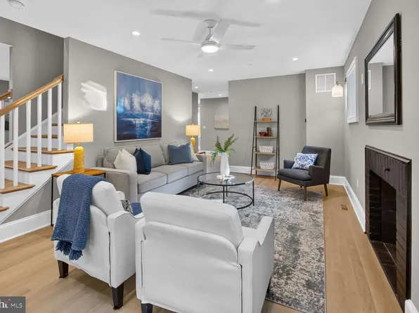 4244 Alton Pl NW, Washington, DC 20016