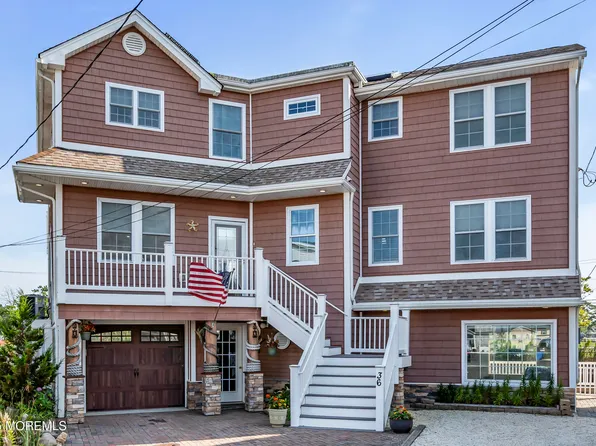 36 Joy Road, Manahawkin, NJ 08050