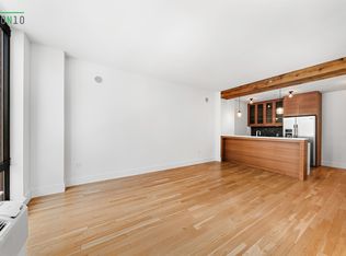 220 N 10th St APT 4J, Brooklyn, NY 11211