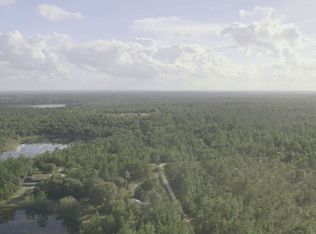 129 Royal Ave, Interlachen, FL 32148