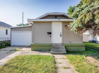 717 Fairmount Ave, Mishawaka, IN 46545