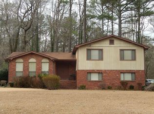 693 Chickadee Ct SW, Atlanta, GA 30311