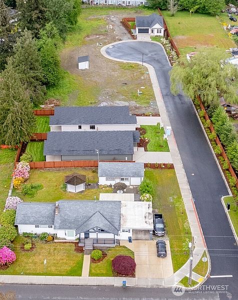 5th image of 740 Prospector Place #2