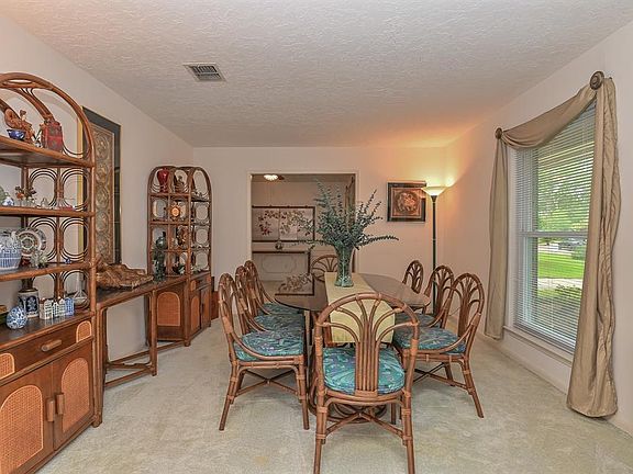 5th image of 8111 Dorrcrest Ln