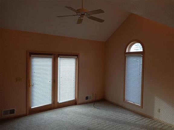 5th image of 4242 E Milwaukee St