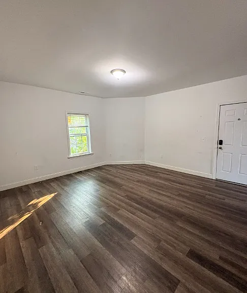 22 Brewster St #2 — Photo 4