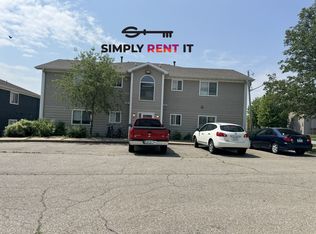 4549 Steinbeck St #3, Ames, IA 50014