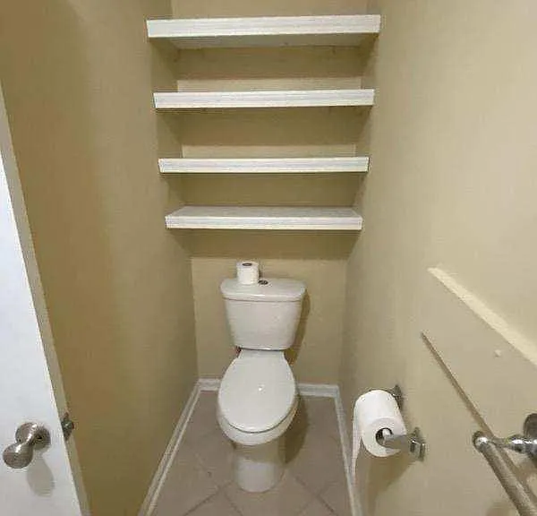 5456 Pine Top Cir #5456 — Photo 19