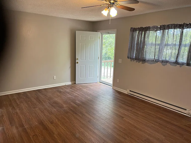 1225 Apple St — Photo 15