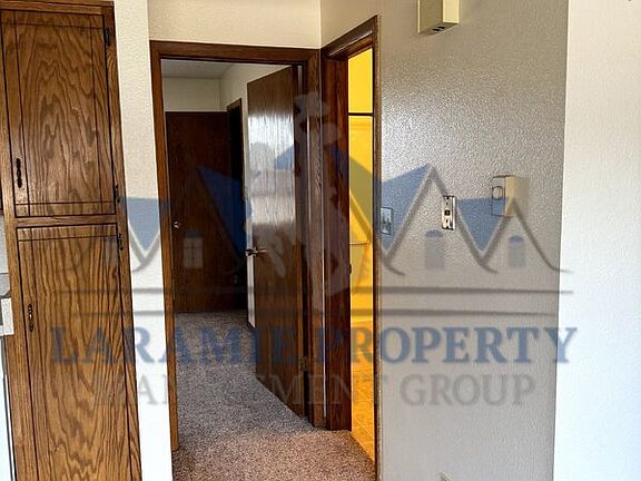 5th image of 1717 Fetterman Dr APT 1