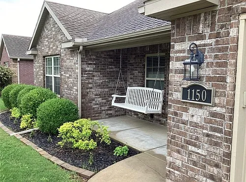1150 Coventry Ln Photo 1