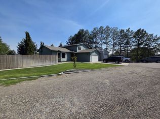 265 Joshua Rd, Kennewick, WA 99338