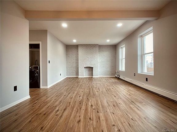 2nd image of 74 S Broadway Ave APT 3