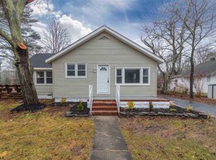 523 E Brook Ln, Galloway, NJ 08205