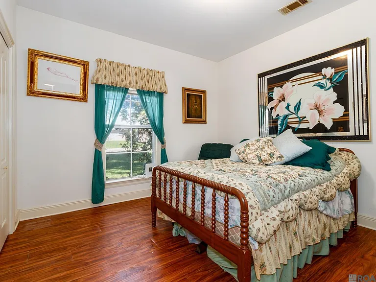 11918 Spring Meadow Dr — Photo 16