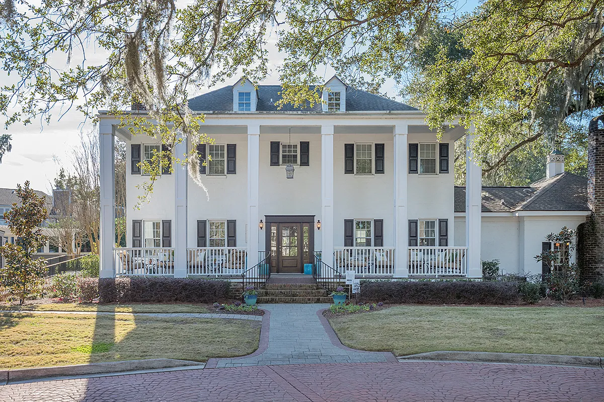 The Avenues of West Ashley — Photo 1