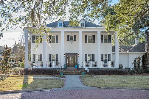 The Avenues of West Ashley Photo 1