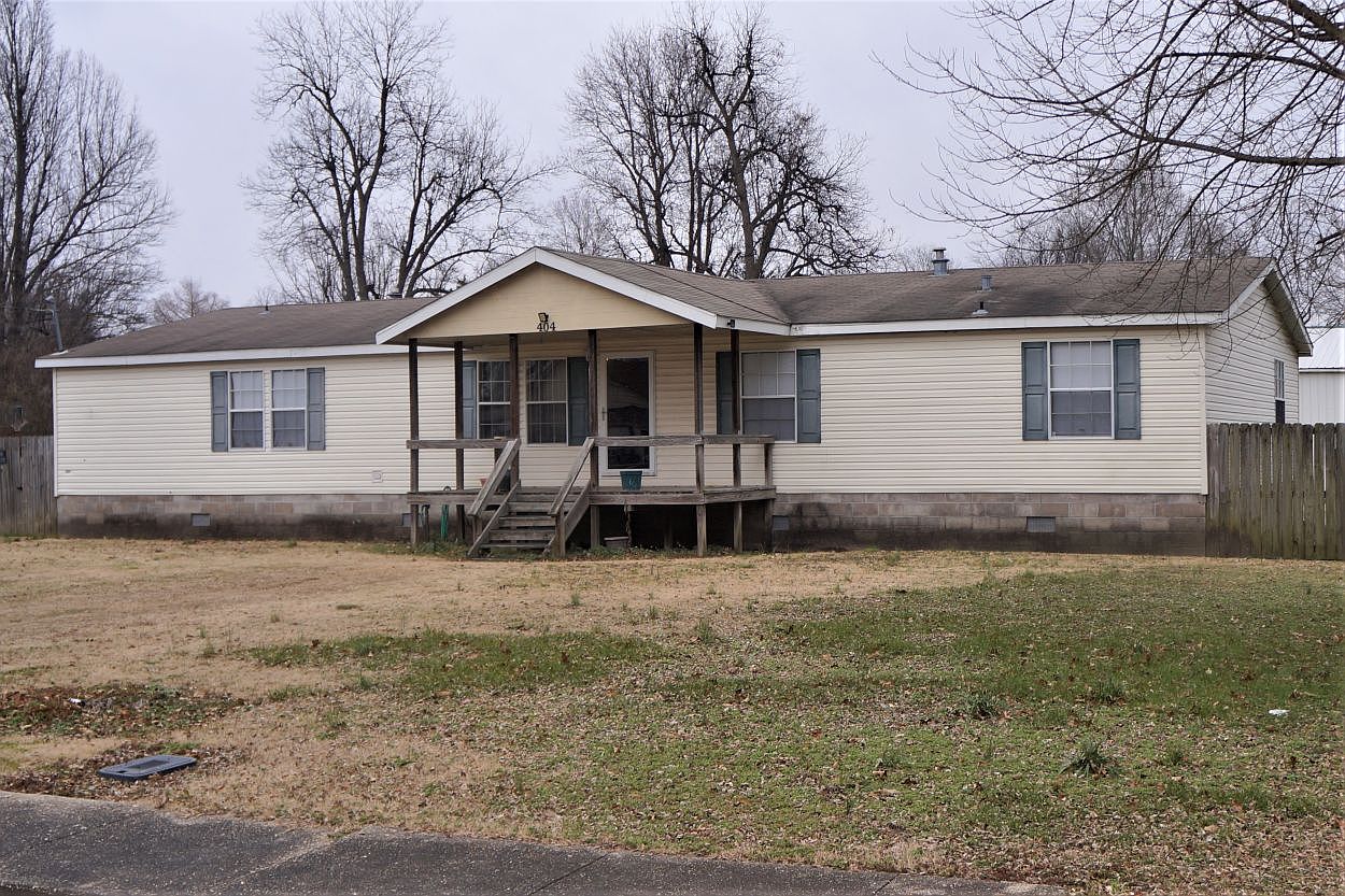 404 S State St, Senath, MO 63876 Zillow